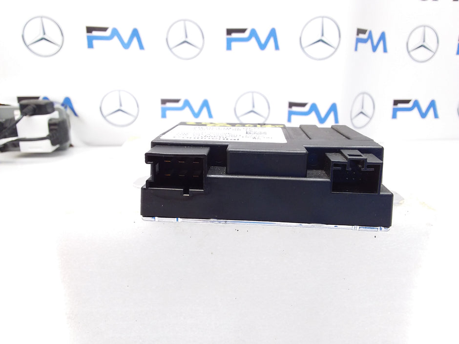 MERCEDES C-CLASS FUEL PUMP CONTROL MODULE W205 A0009006612 FM00140