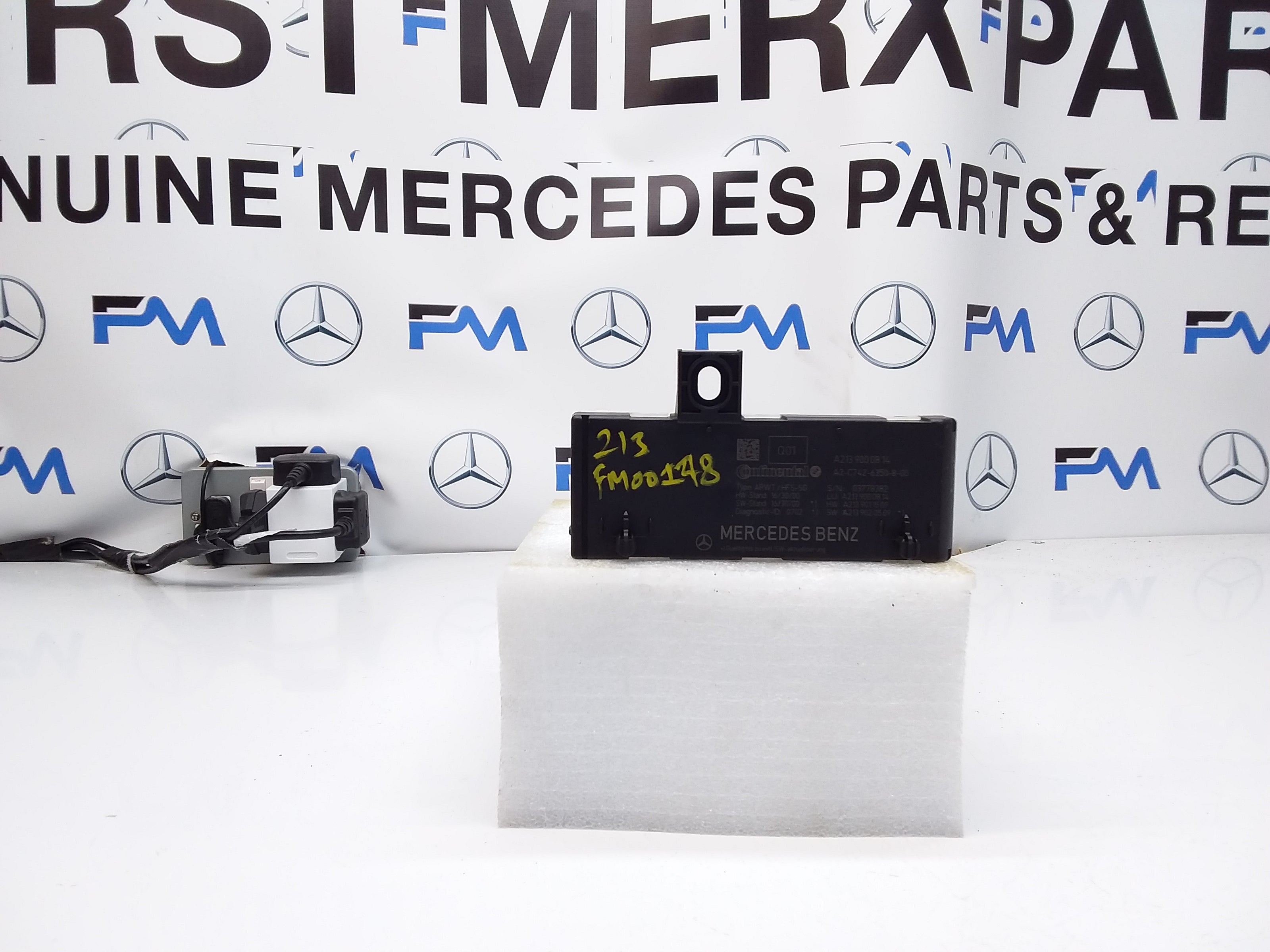 MERCEDES E-CLASS TAILGATE CONTROL MODULE W213 A2139000814 FM00148
