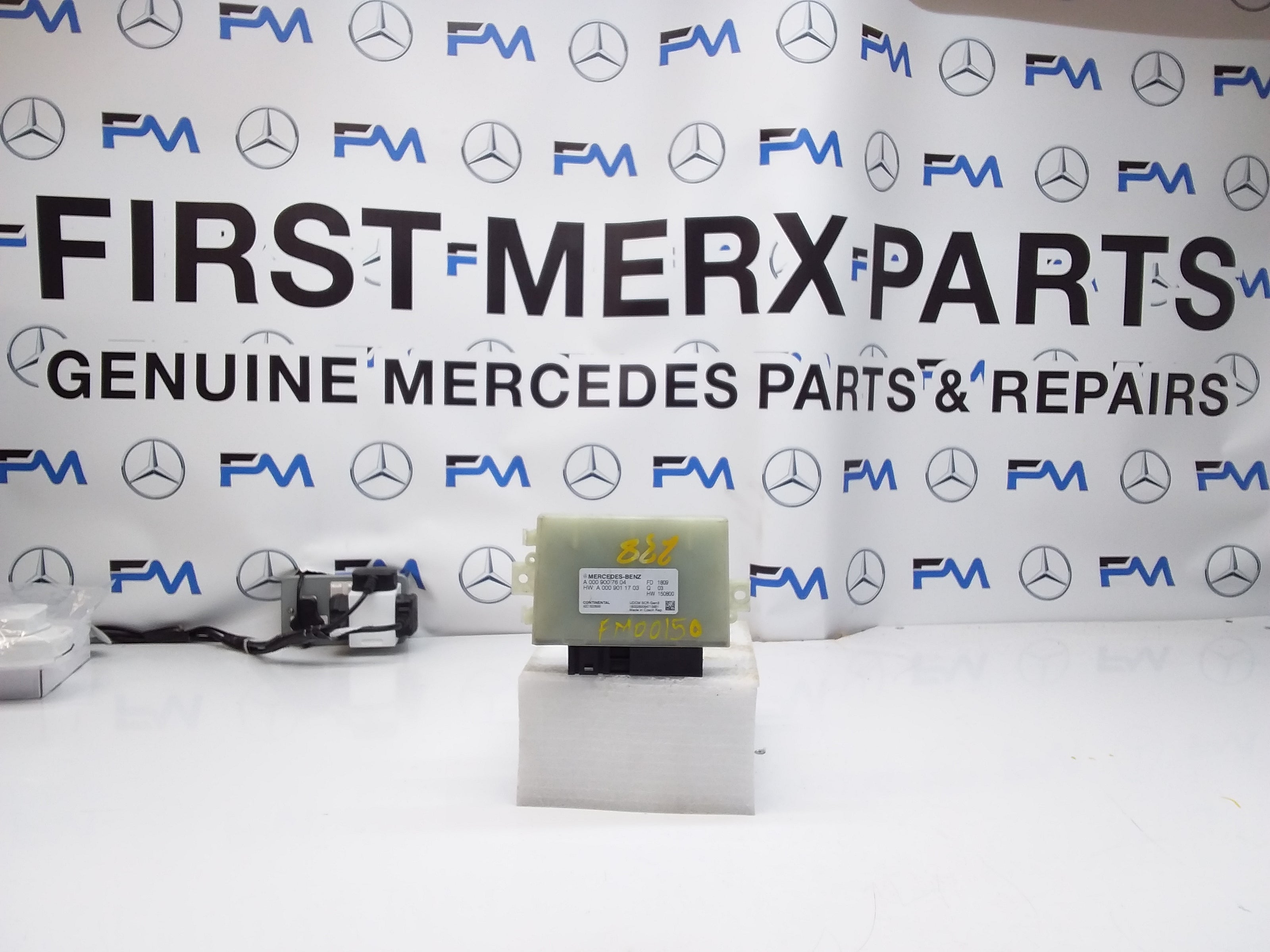 MERCEDES E-CLASS EGR CONTROL MODULE W238 A0009007604 FM00150