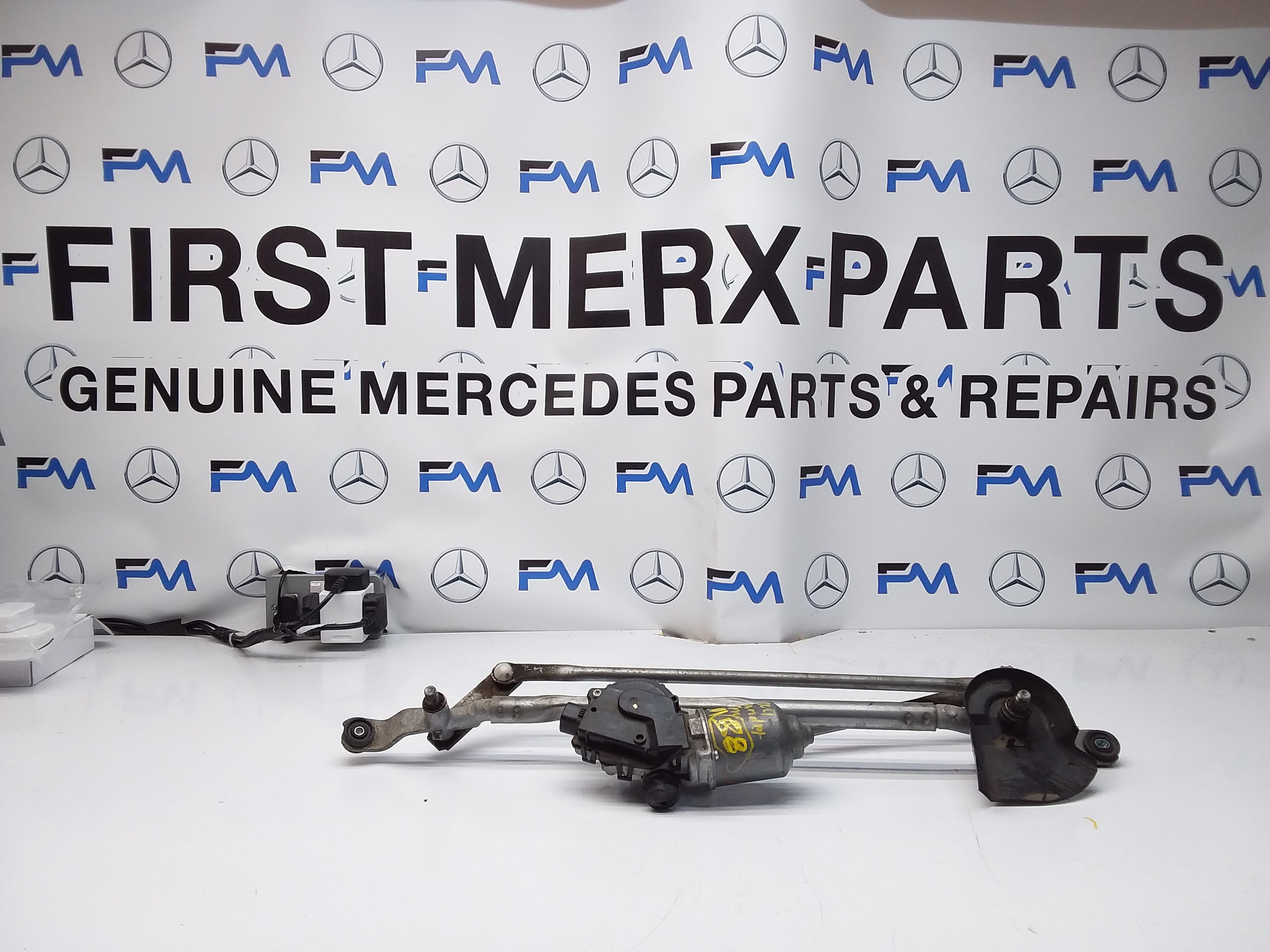 MITSUBISHI OUTLANDER MK3 FRONT WIPER MOTOR + MECHANISM LINKAGE FM00158 ...
