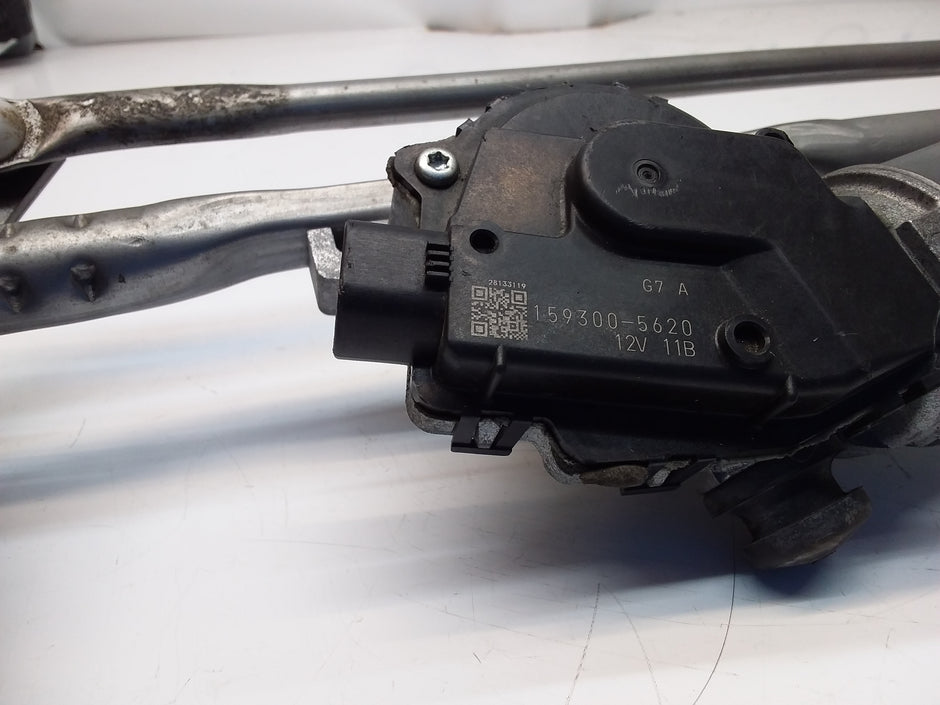 MITSUBISHI OUTLANDER MK3 FRONT WIPER MOTOR + MECHANISM LINKAGE FM00159