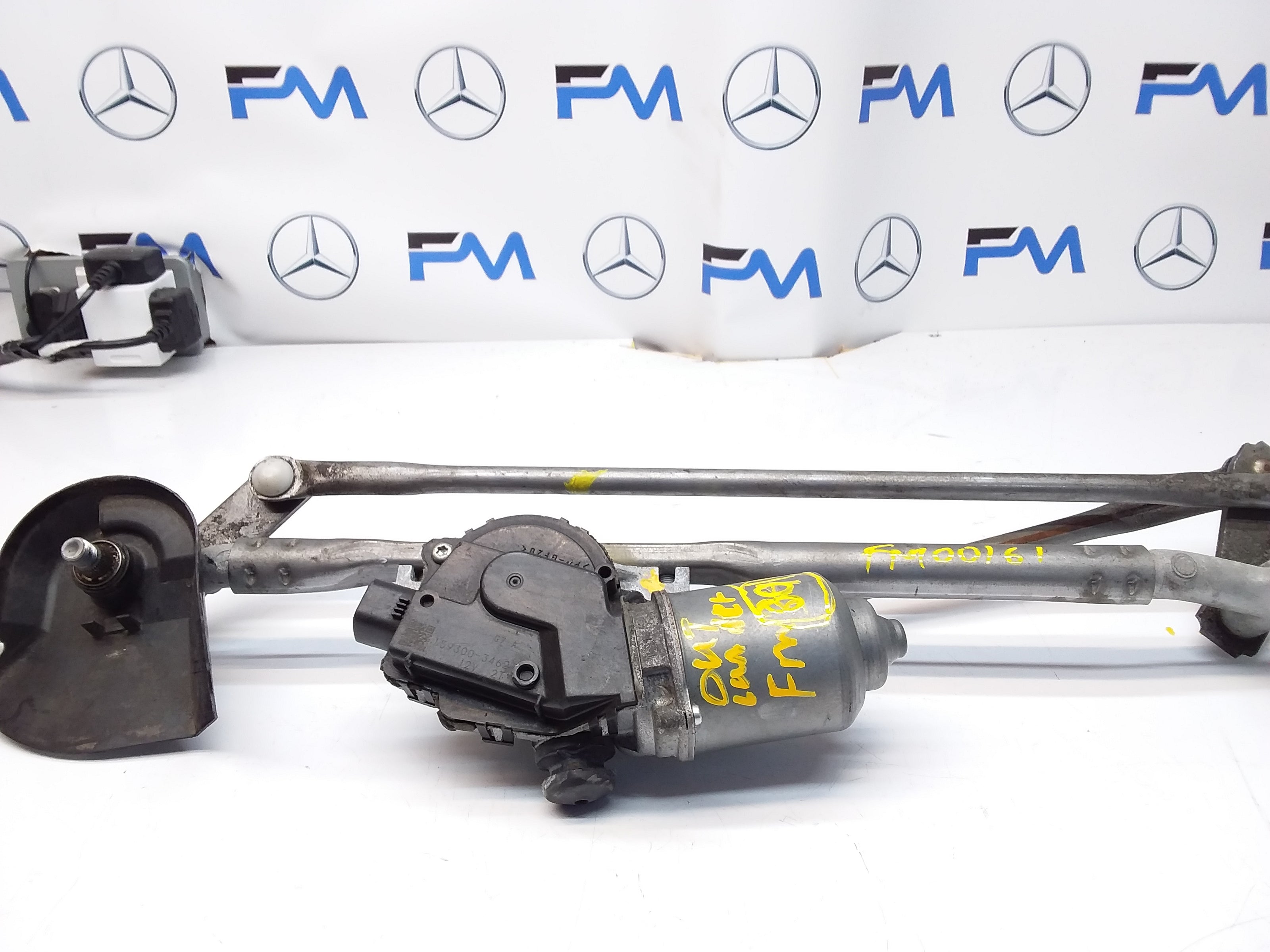 MITSUBISHI OUTLANDER MK3 FRONT WIPER MOTOR + MECHANISM LINKAGE FM00161