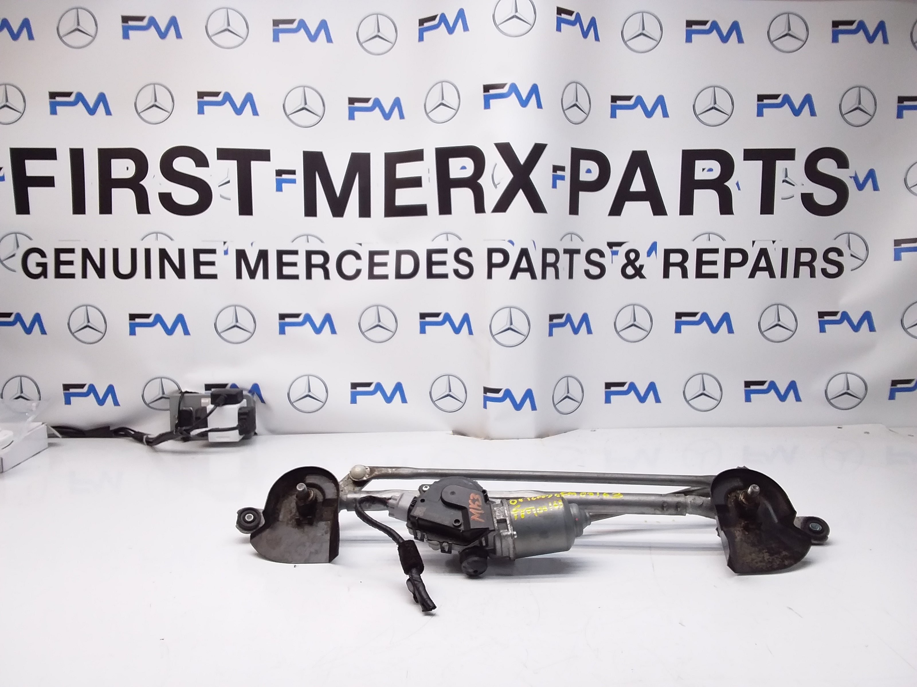 MITSUBISHI OUTLANDER MK3 FRONT WIPER MOTOR + MECHANISM LINKAGE FM00163