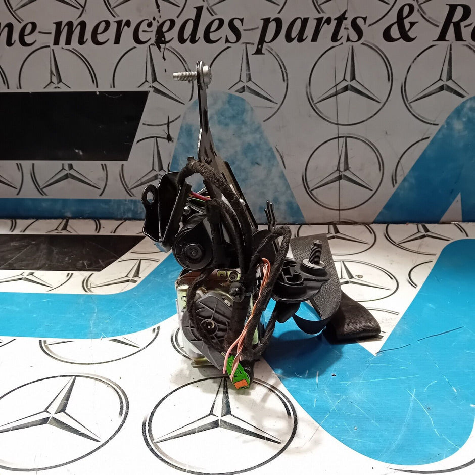 MERCEDES BENZ C CLASS W204 COUPE NEARSIDE FRONT (N.S.F) A2048601985