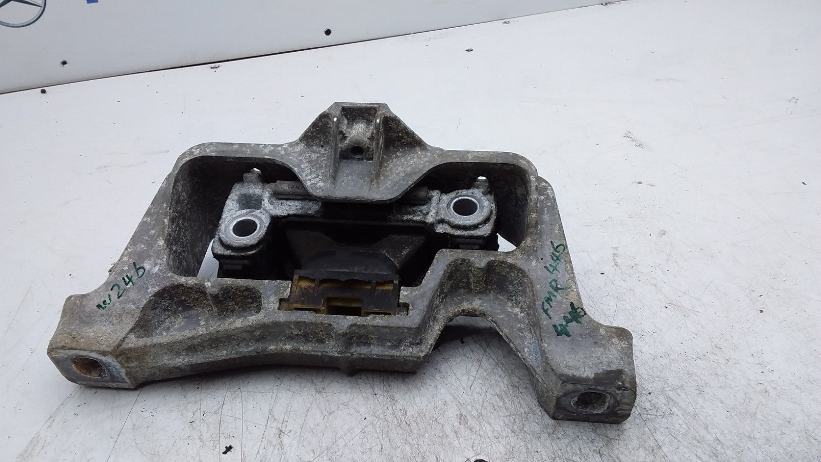 MERCEDES BENZ B-CLASS W246 ENGINE MOUNT RIGHT SIDE DIESEL  FMR446