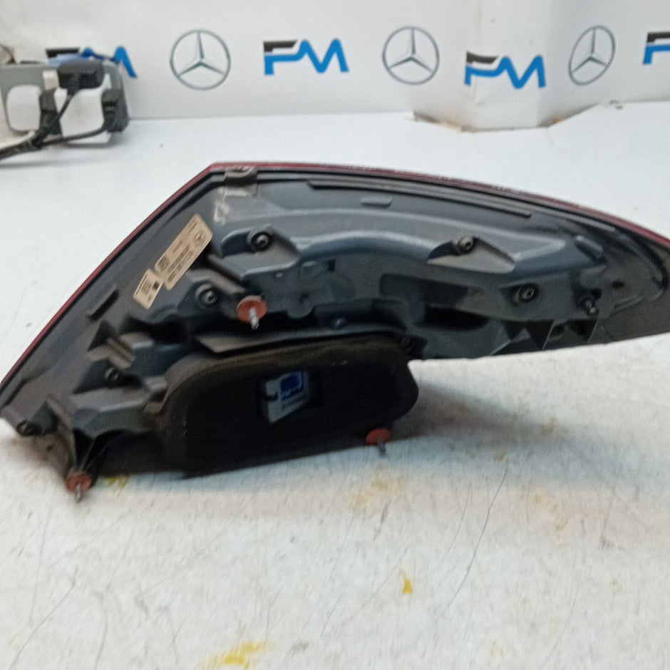 MERCEDES E-CLASS W213 PASSENGER LEFT NS REAR TAIL LIGHT A2139067900 FMT253