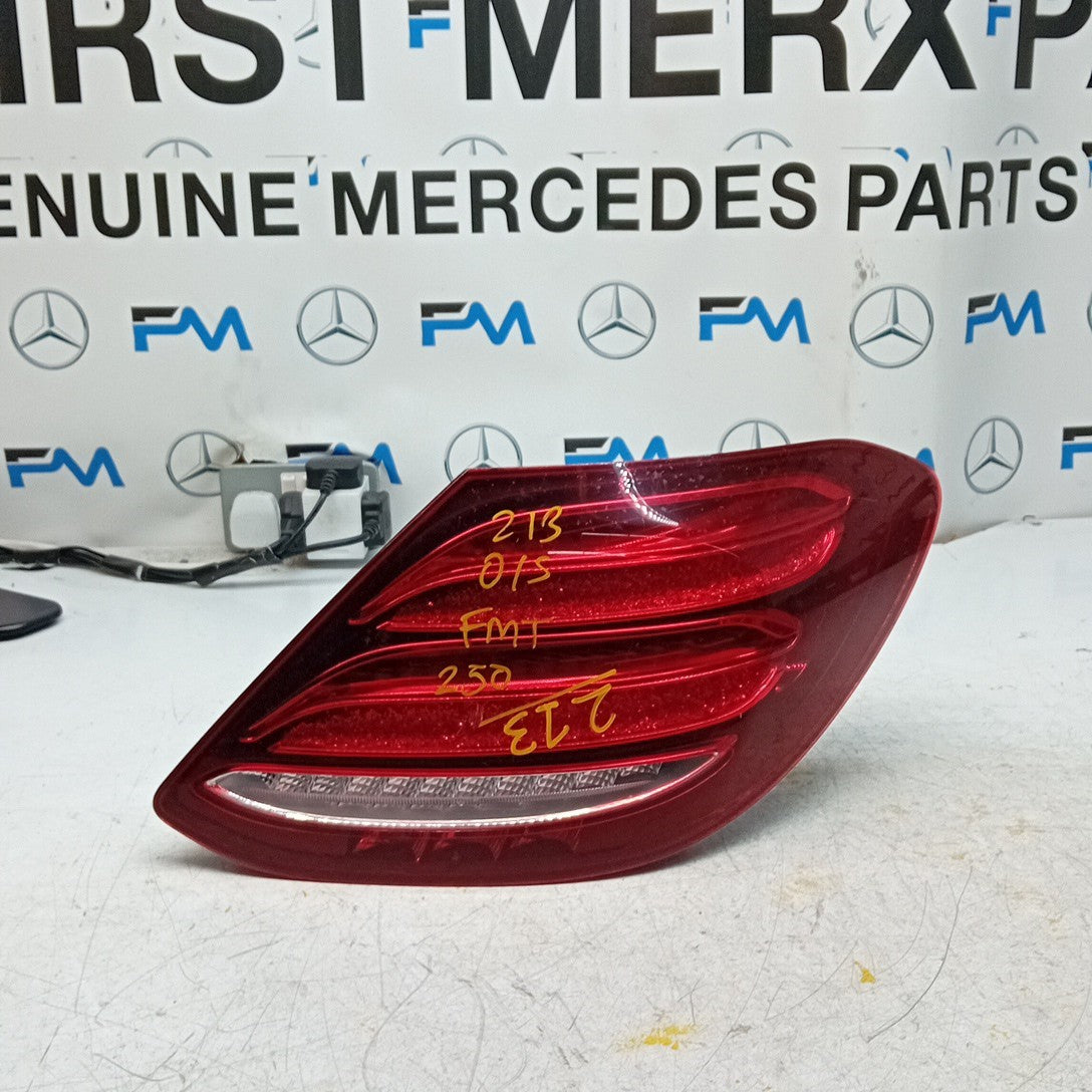 MERCEDES E-CLASS W213 DRIVER RIGHT OS REAR TAIL LIGHT A2139068000 FMT250