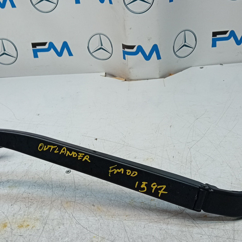 MITSUBISHI OUTLANDER MK3 FRONT   WIPER WINDSCREEN ARM 8252 FM001597