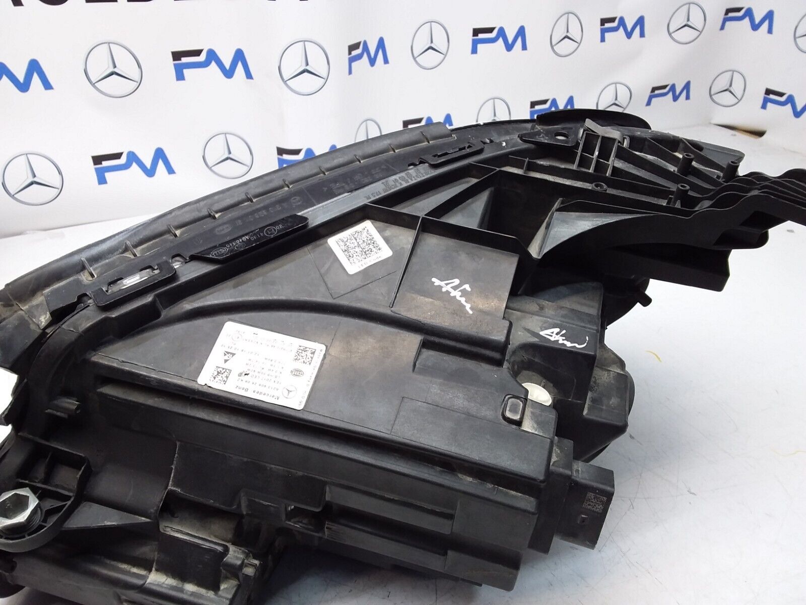 2018 MERCEDES E-CLASS W213 O/S Driver Side Front Headlight A2139062606 FMH33