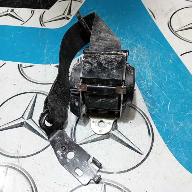 MERCEDES BENZ E CLASS W213 SALOON 2016-2021 REAR CENTRE SEAT BELT A2138601385