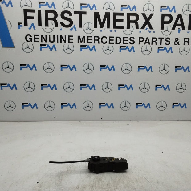MERCEDES MERCEDES E-CLASS W212 REAR TAILGATE LOCK ACTUATOR A2047500060 FMR35