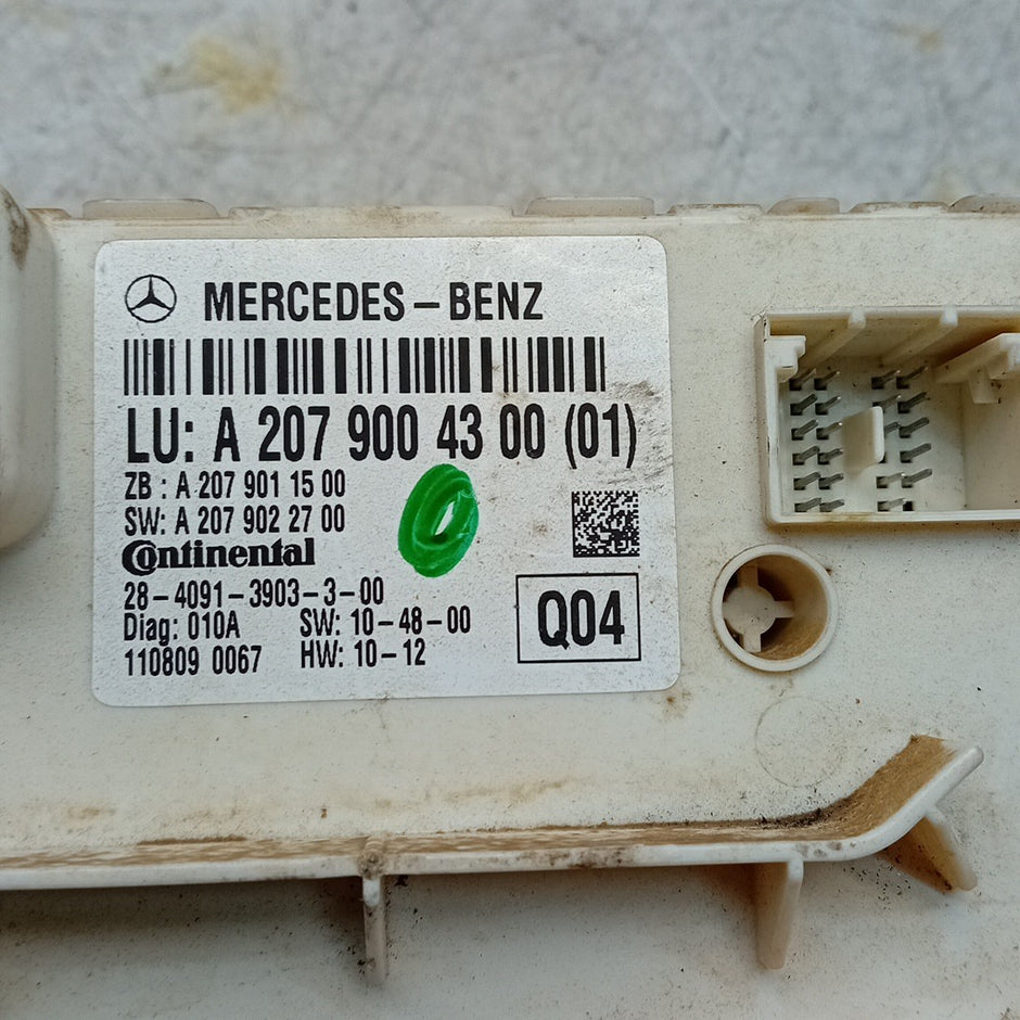 MERCEDES BENZ E-CLASS A207 CONVERTIBLE ROOF CONTROL MODULE A2079004300 FM001611