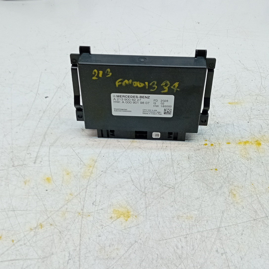 MERCEDES E-CLASS W213 PARKING BRAKE CONTROL MODULE 2016 A2139006227 FM001334