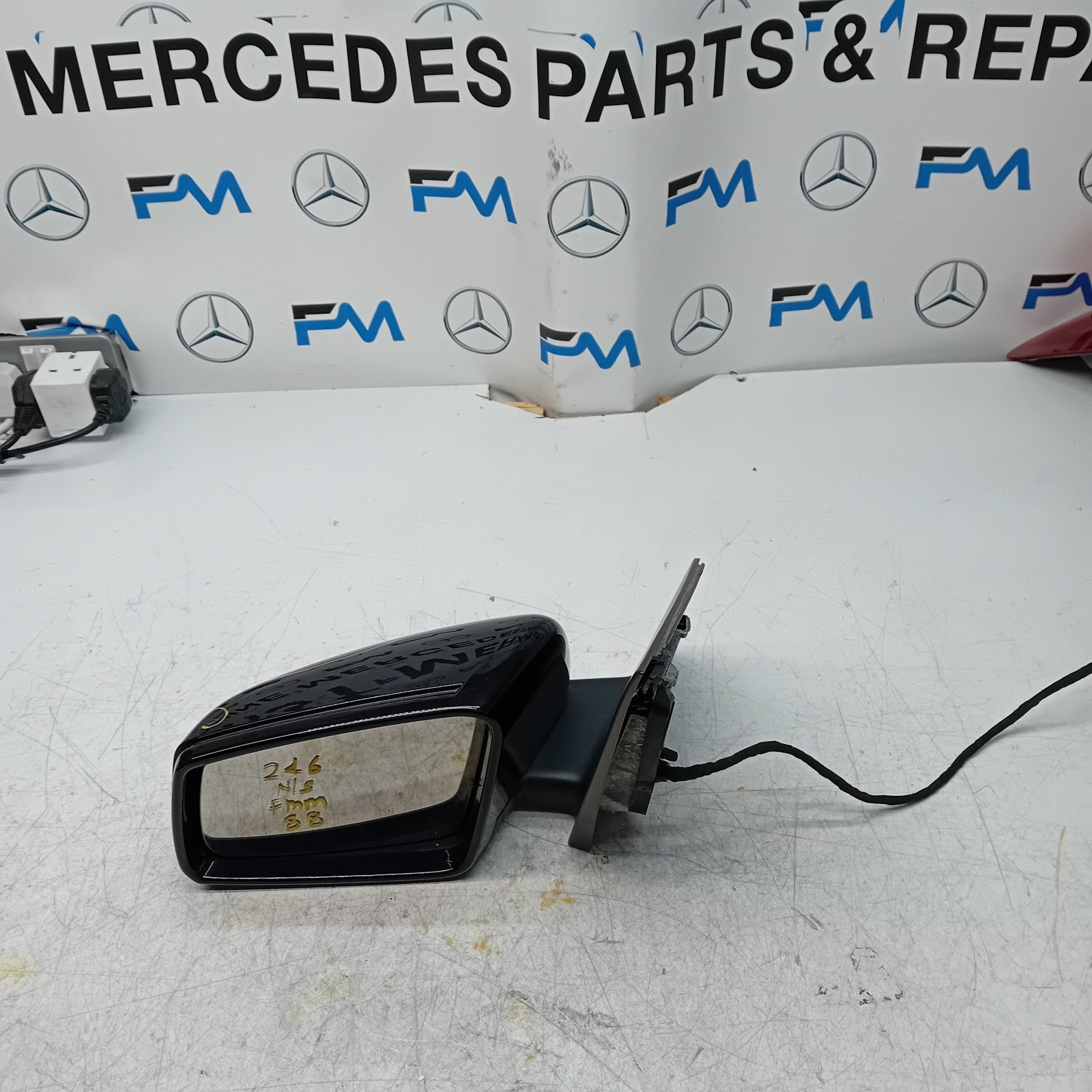 MERCEDES BENZ B-CLASS W246 PASSENGER WING MIRROR NS BLACK A2468101519  FMM88