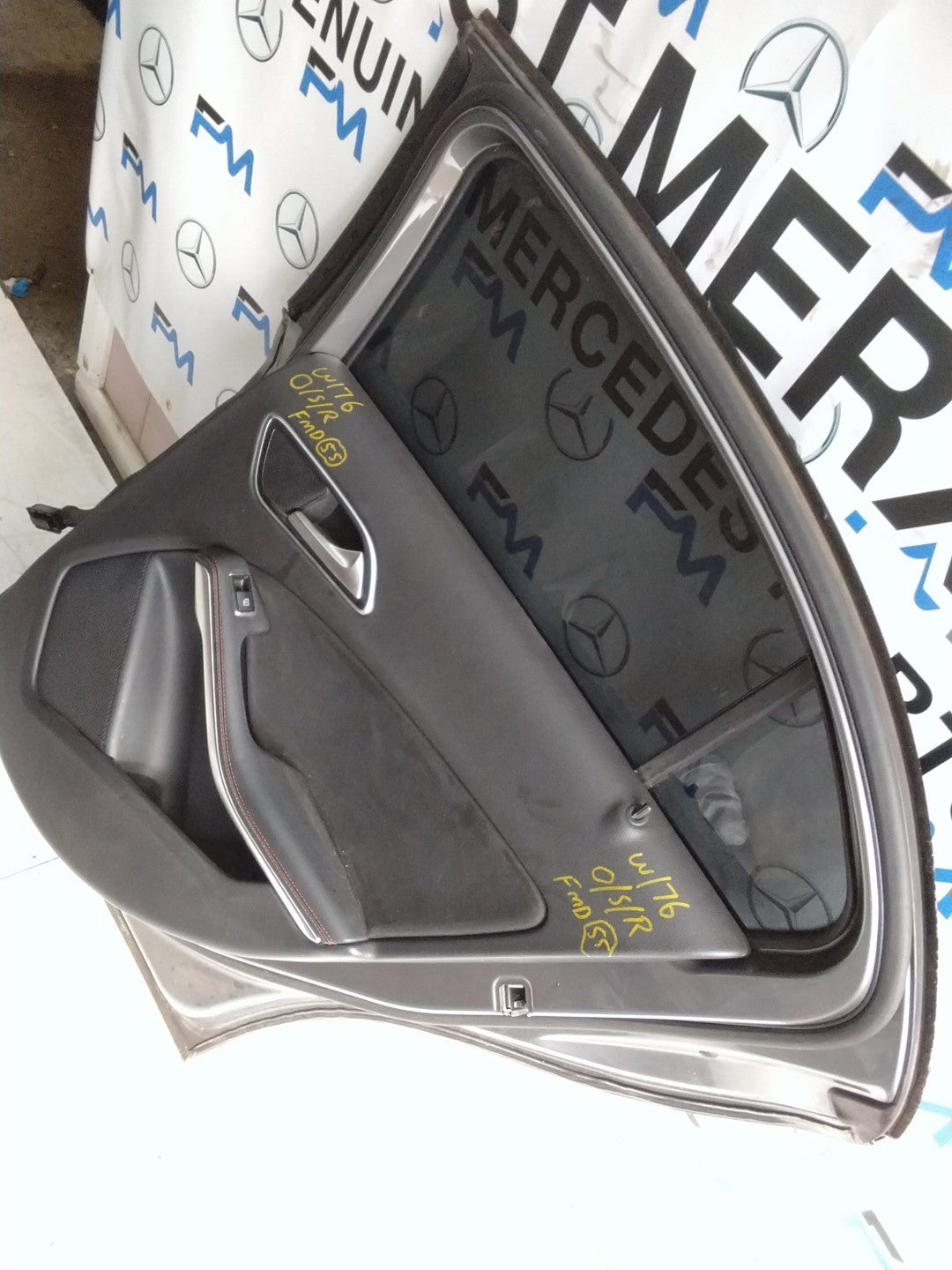 MERCEDES BENZ  A-CLASS W176 DRIVER SIDE REAR DOOR N/S/R COMPLETE GREY FMD55