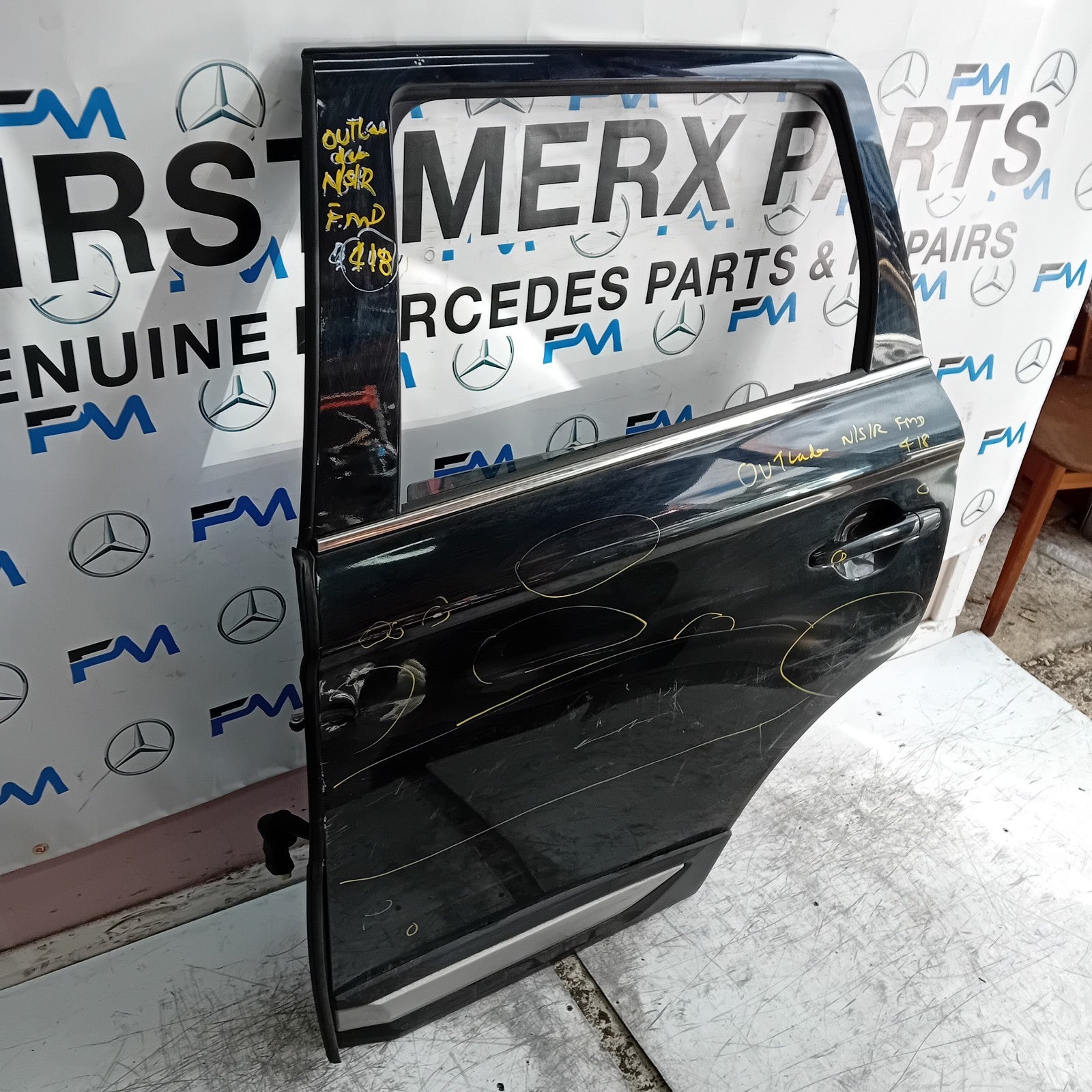 MITSUBISHI OUTLANDER MK3 PASSENGER SIDE REAR DOOR NSR 2013 BLACK FMD418