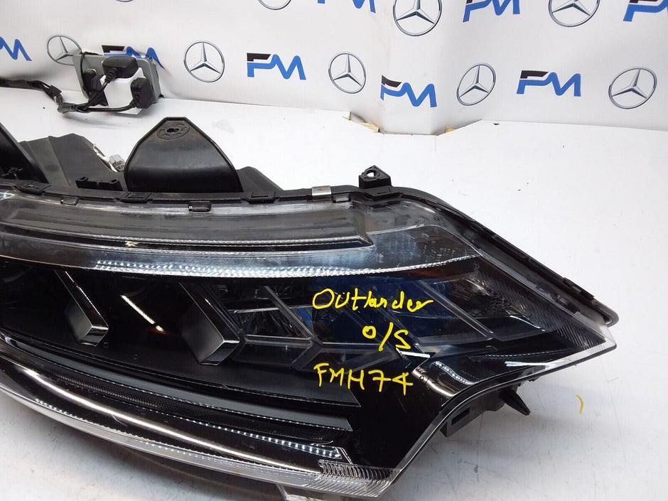MITSUBISHI OUTLANDER MK3 2015 HEADLIGHT DRIVER SIDE RIGHT R0094N 090U FMH74
