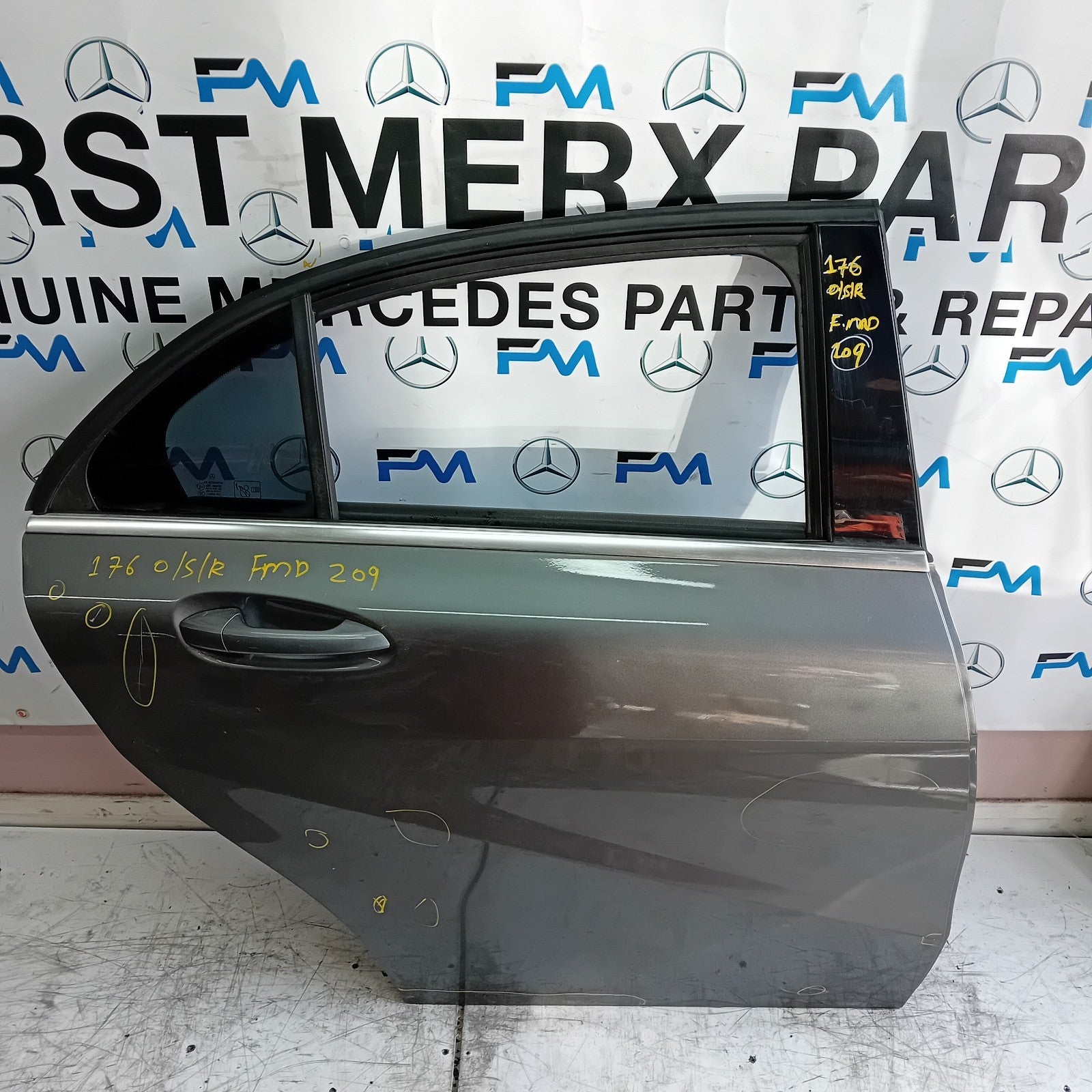 MERCEDES BENZ  A-CLASS W176 DRIVER REAR DOOR OSR GREY 2012- 2018 COMPLETE FMD209
