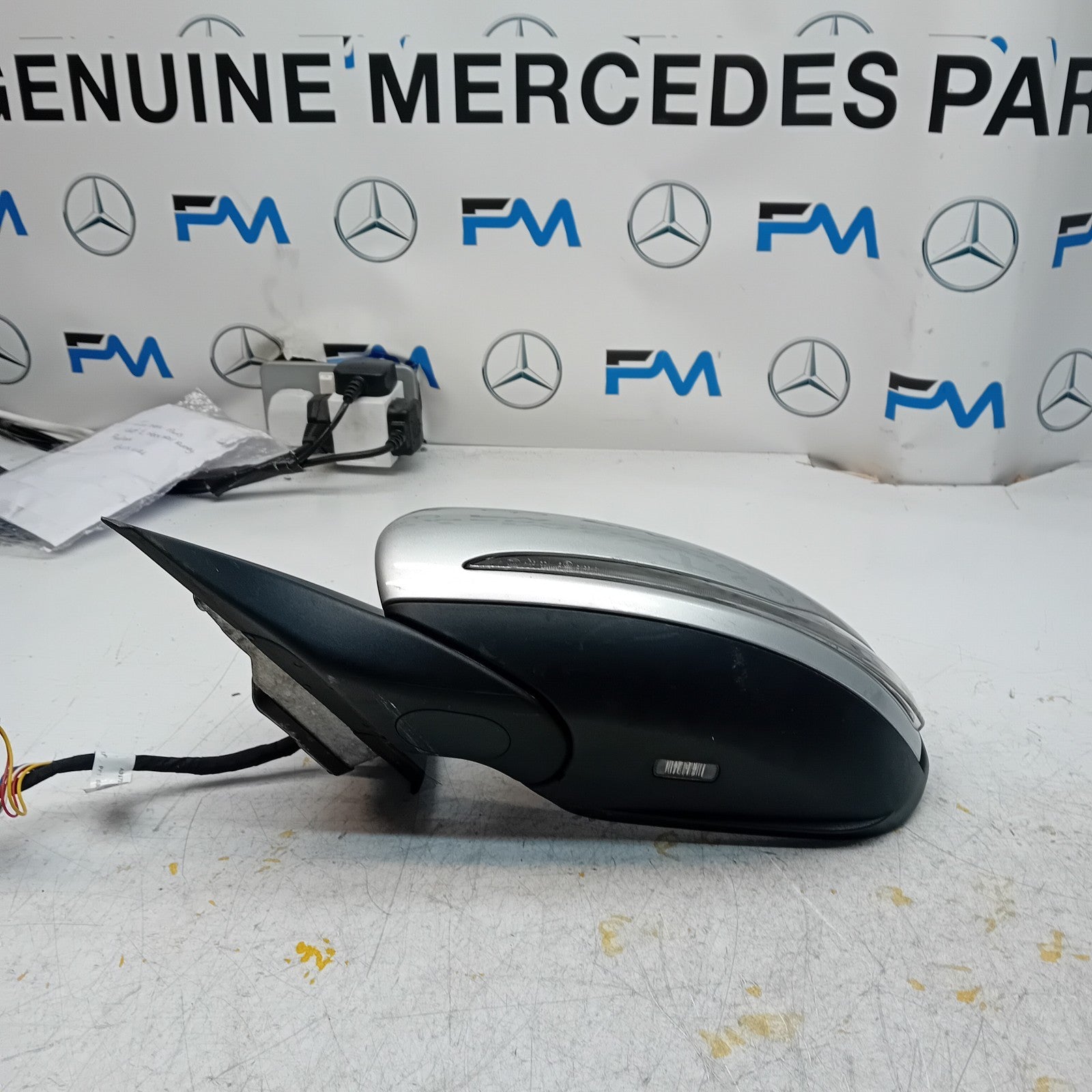 MERCEDES C-CLASS 2014 On W205 PASSENGER SIDE WING MIRROR A2058104702 SILVER FMM7