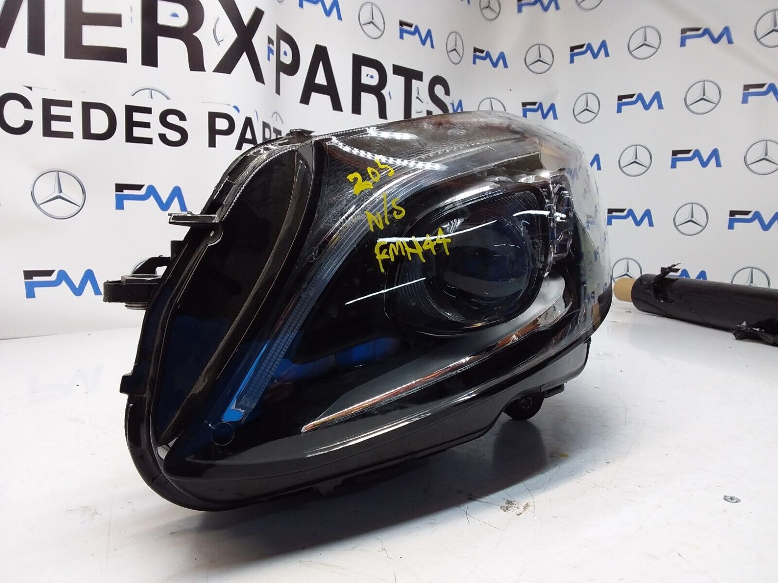 2018 MERCEDES C-CLASS W205 N/S Passenger Side Front Headlight FMH44
