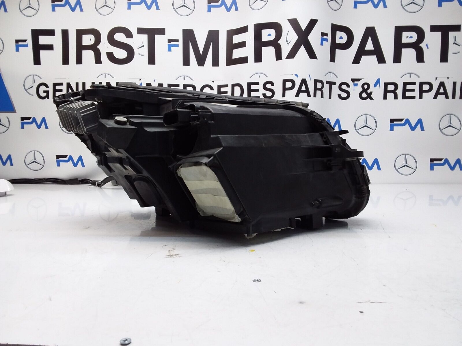 2017 MERCEDES C-CLASS W205 N/S Passenger Side Front Headlight A20539063104 FMH19