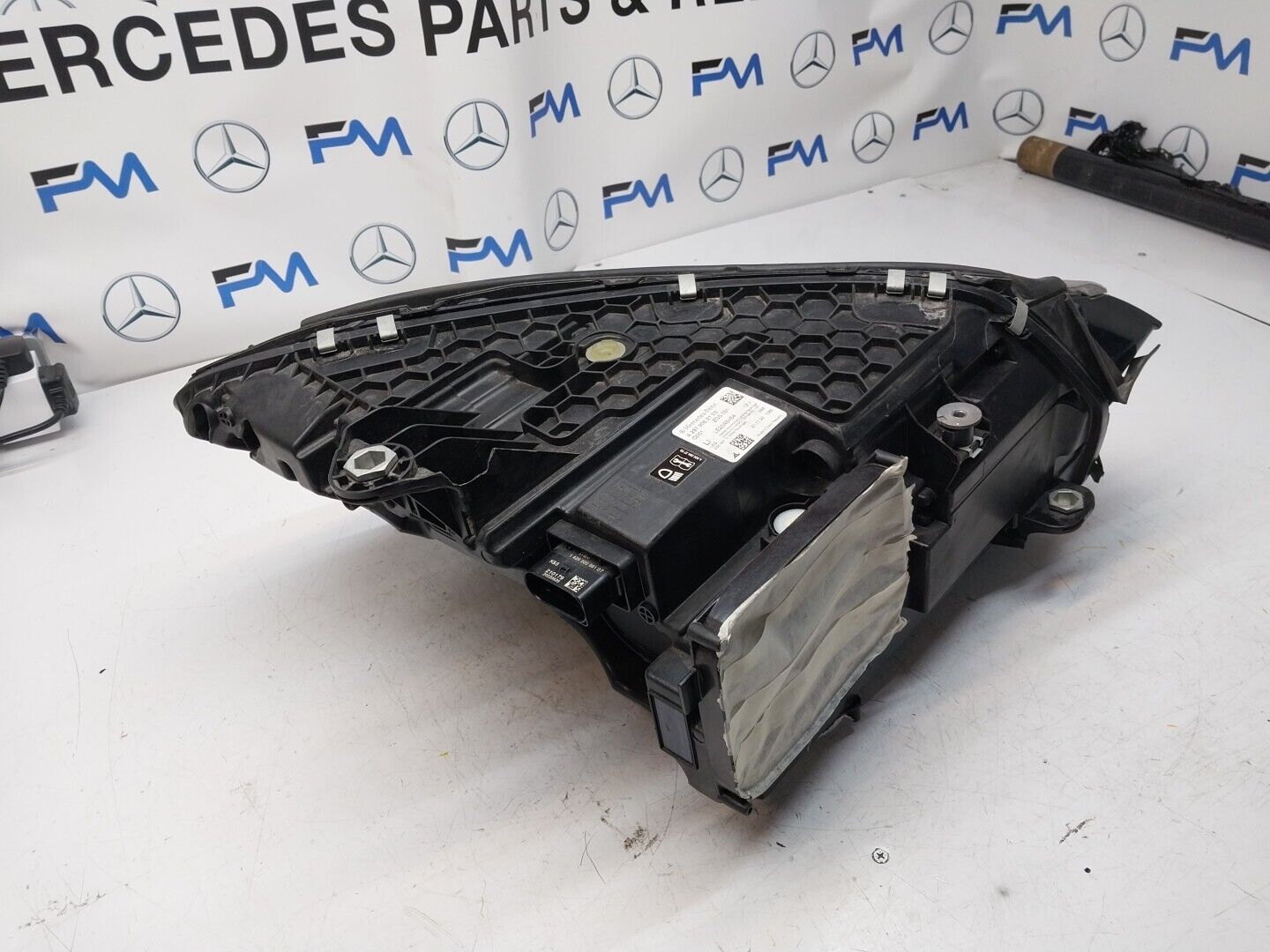 GENUINE Mercedes EQS V297 LEFT Side LED Headlight 2022 A2979062103 FMH0068