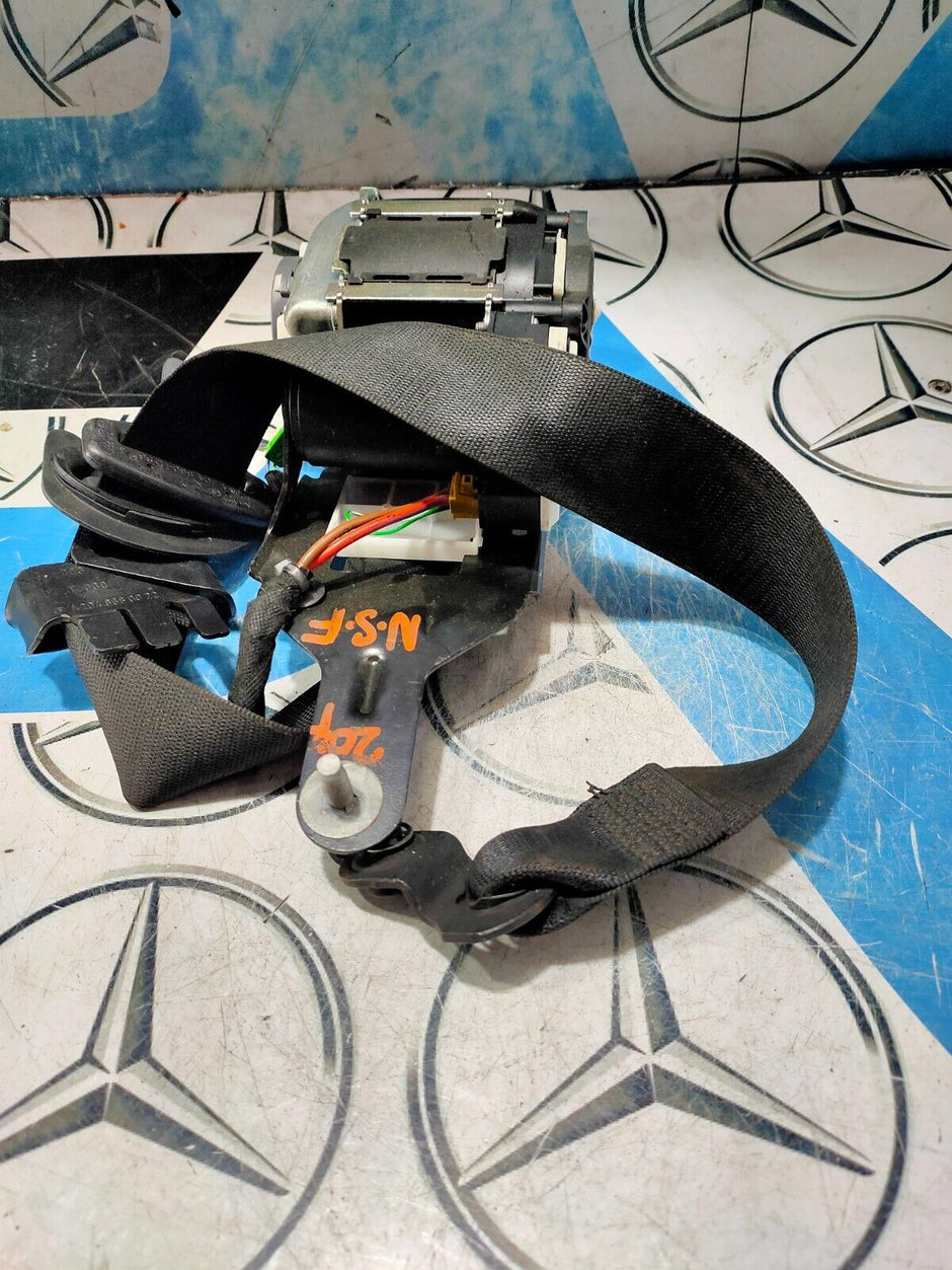 MERCEDES C220 W204 2013 FRONT LEFT PASSENGER SEAT BELT A2048604585