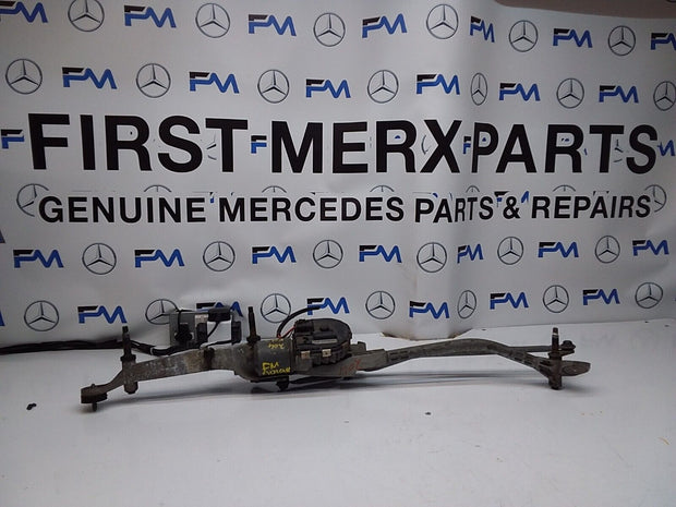 MERCEDES C-CLASS WIPER MOTOR & LINKAGE FRONT A2048201140 W204 2010-2015 FM00198