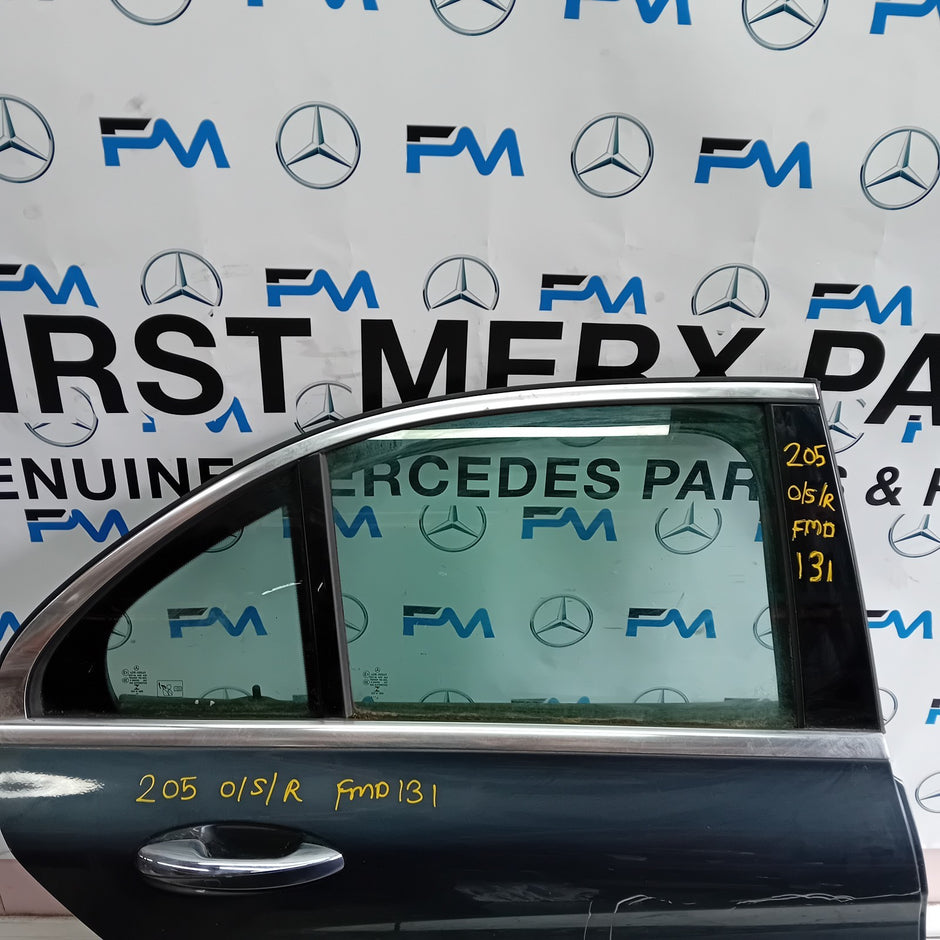 MERCEDES BENZ C-CLASS W205 DRIVER SIDE REAR DOOR O/S/R  GREY FMD131