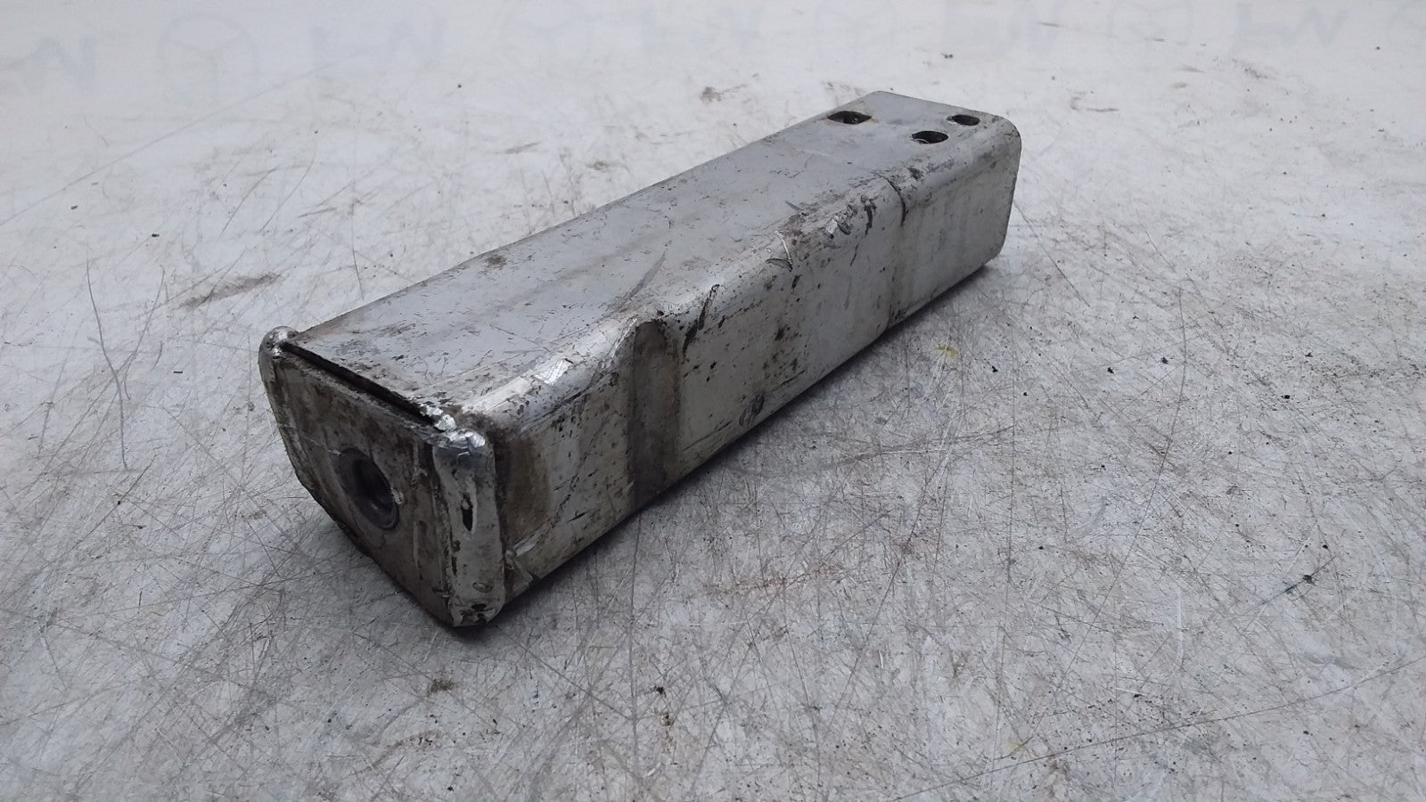 MERCEDES C-CLASS  FRONT LOWER REINFORCEMENT CRASH ABSORBER A2056203701  FMR398