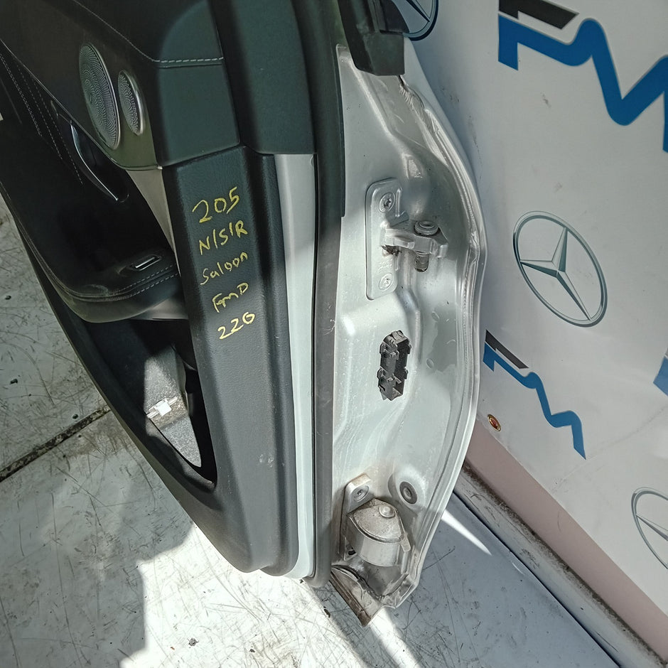 MERCEDES C-CLASS W205 SLN PASSENGER REAR DOOR NSR SILVER 2014 ON COMPLETE FMD220