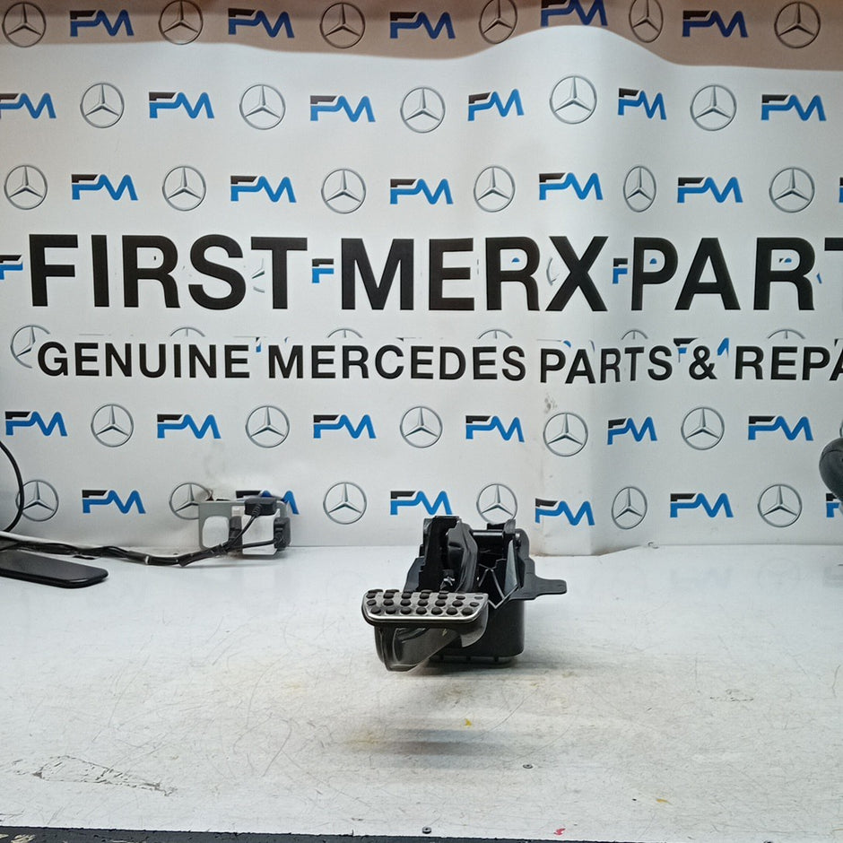MERCEDES BENZ C-CLASS W205 BRAKE PEDAL A2052920308 2014 ON FM001327