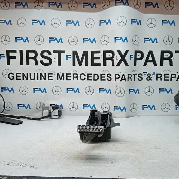MERCEDES BENZ C-CLASS W205 BRAKE PEDAL A2052920308 2014 ON FM001327
