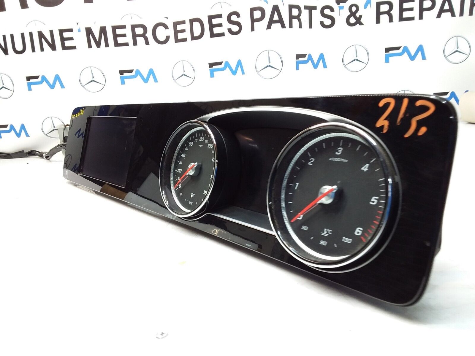 MERCEDES E-CLASS W213 DISPLAY SCREEN INSTRUMENT CLUSTER A2C95814302 FM00635