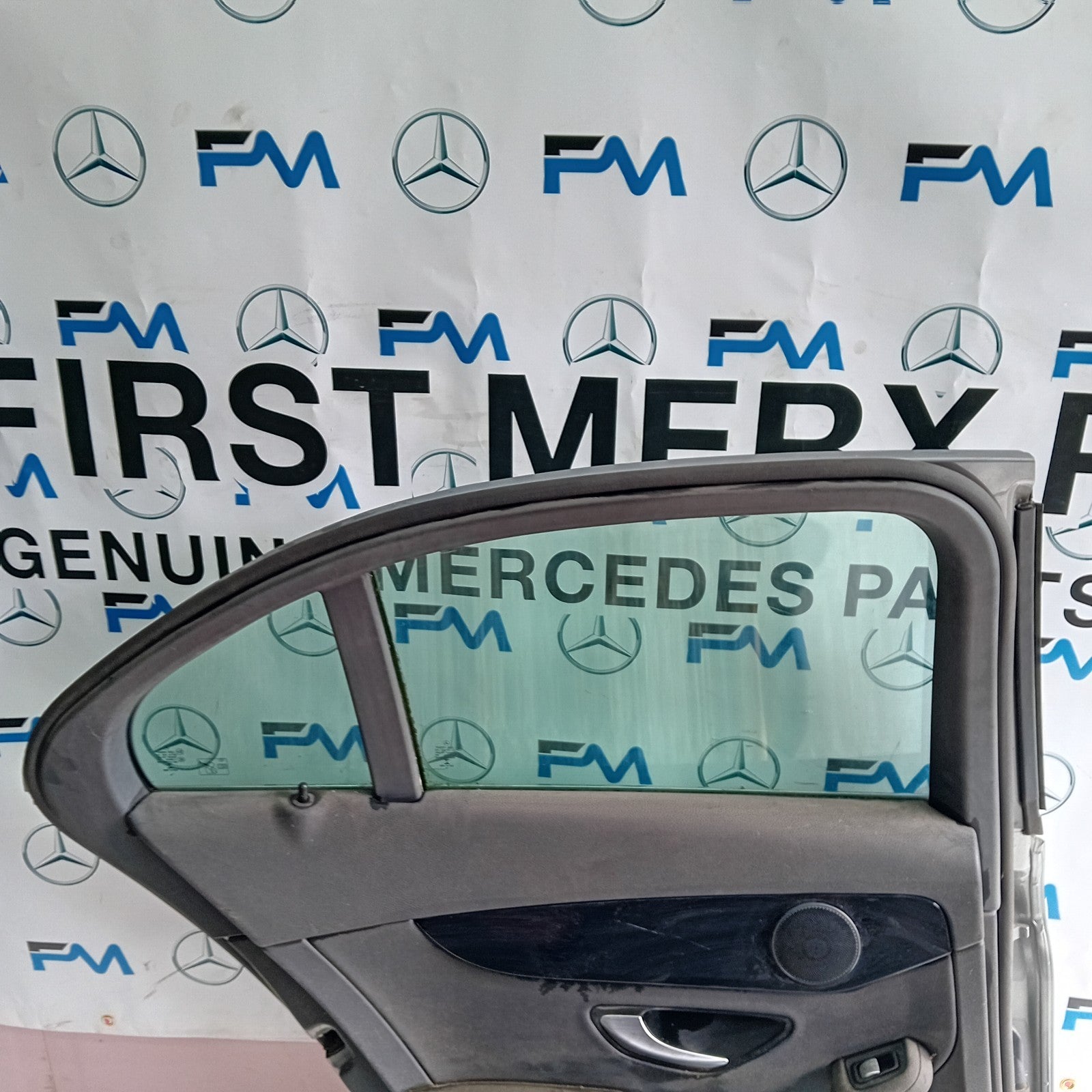 MERCEDES BENZ C-CLASS W205 PASSENGER SIDE REAR DOOR N/S/R GREY FMD123