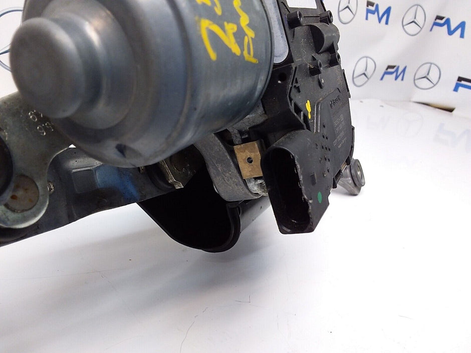MERCEDES GLC WIPER MOTOR & LINKAGE FRONT A2538205600 W253 2015-2022 FM00192