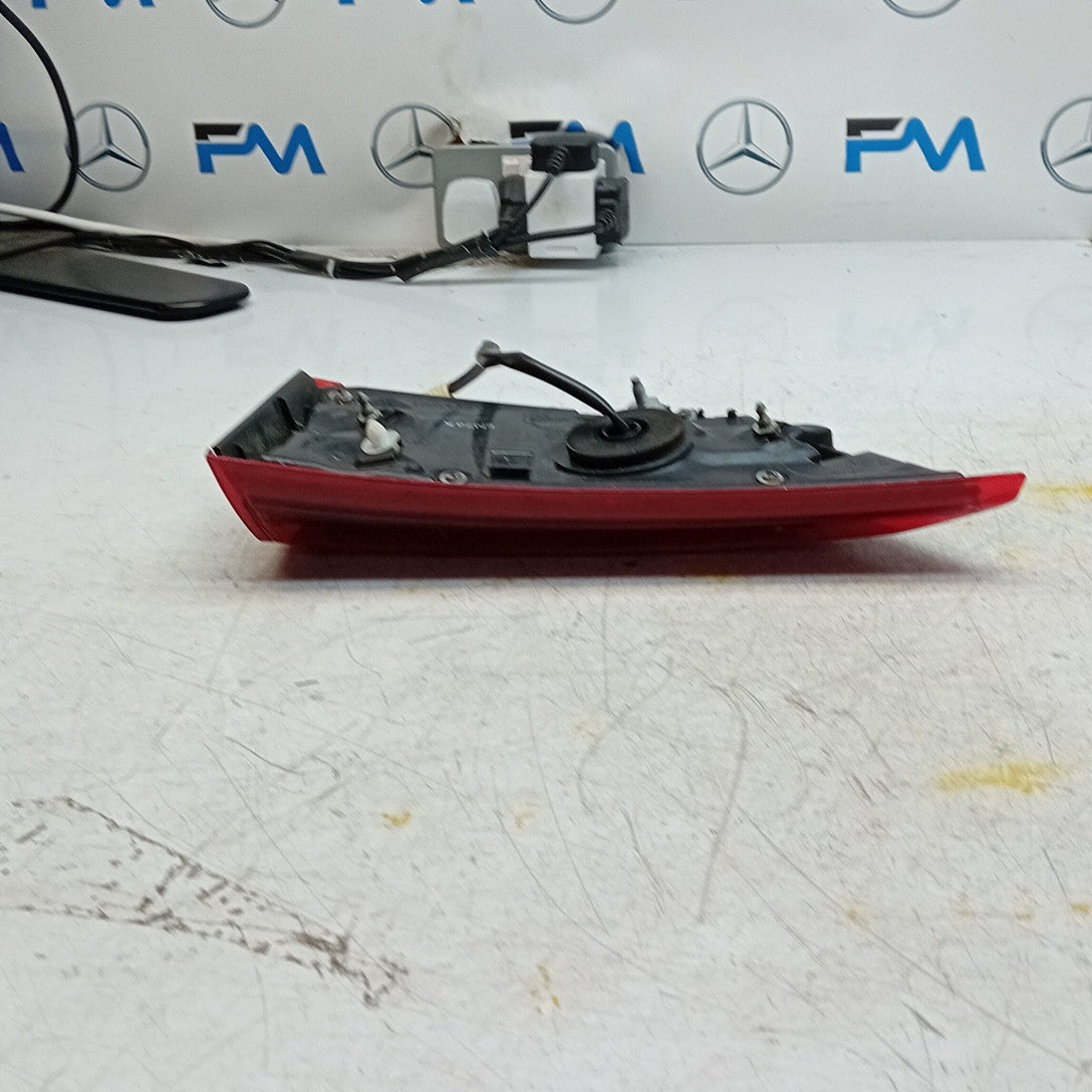 MITSUBISHI OUTLANDER MK3 PASSENGER SIDE LEFT REAR INNER TAIL LIGHT 2013 FMT304
