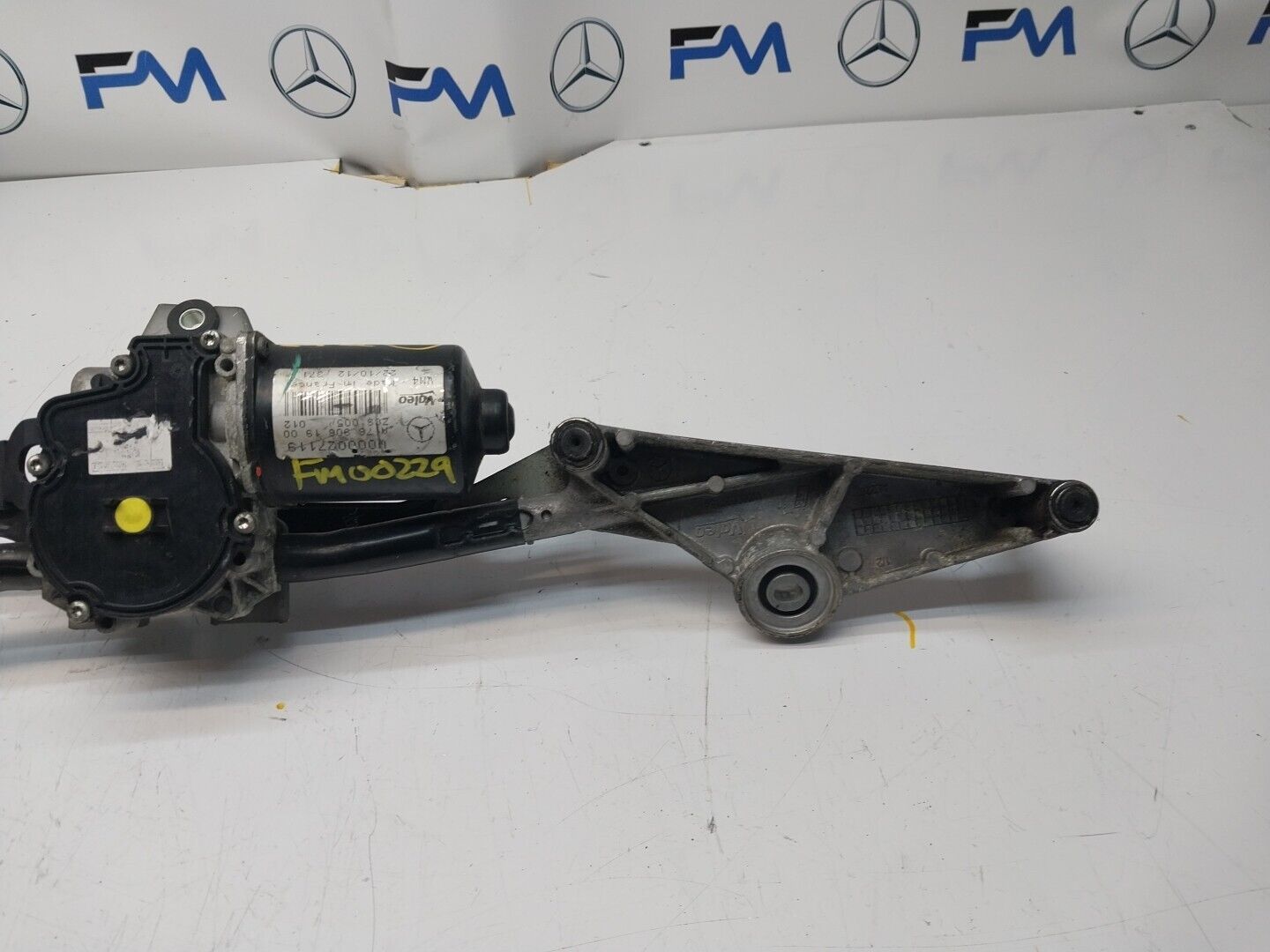 MERCEDES-BENZ A CLA GLA 2015-2018 Wiper Motor Front & Linkage A1769061900FM00229