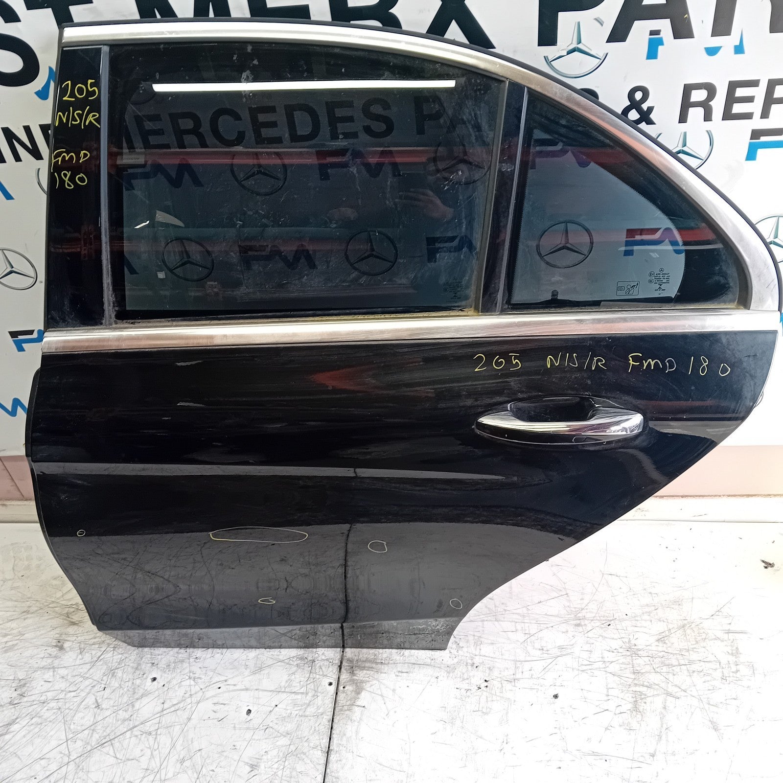 MERDEDES C- CLASS W205 PASSENGER SIDE REAR DOOR NSR BLAC 2014 ON COMPLETE FMD180