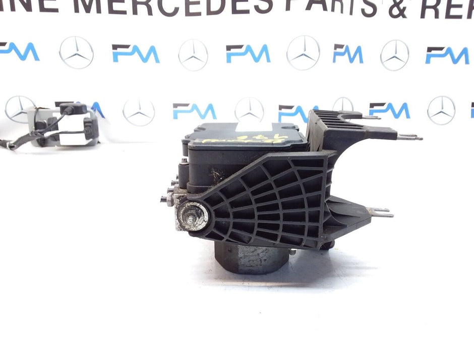 MERCEDES CLA W246 ABS PUMP MODULE CONTROL UNIT A2464300210 FM00433