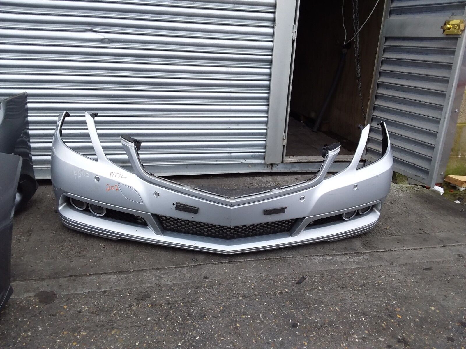 MERCEDES E-CLASS COUPE W207 AMG FRONT BUMPER PRE-FACELIFT 2009-2013 (SILVER)