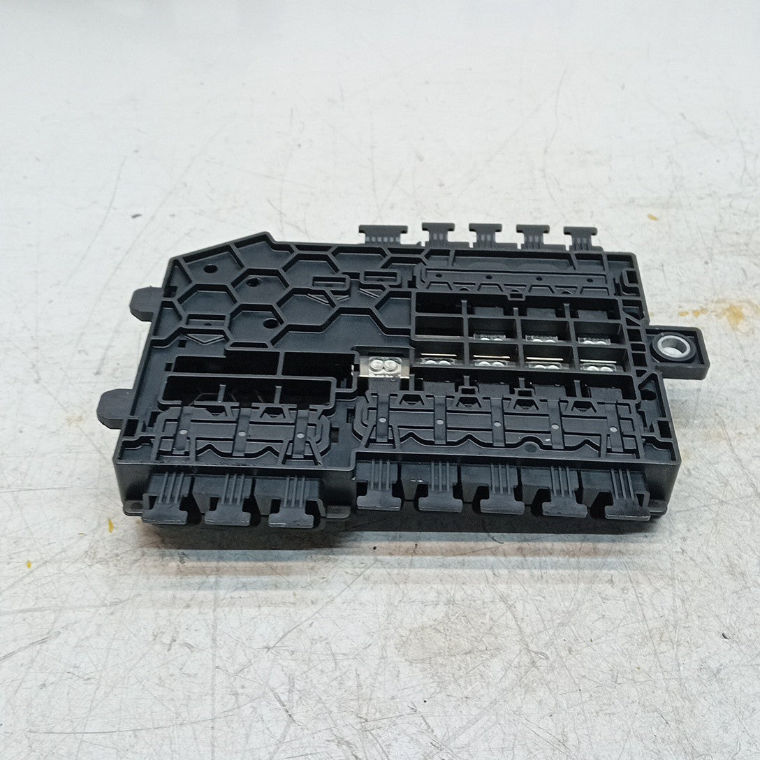 MERCEDES BENZ  E-CLASS  W213 FUSE RELAY JUNCTION BOX  A2135406200  FM001269