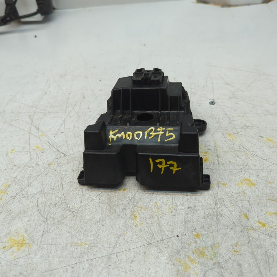 MERCEDES ACLASS W177 CENTRE CONSOLE GEAR SHIFT KNOB BRACKET A1776831400 FM001375