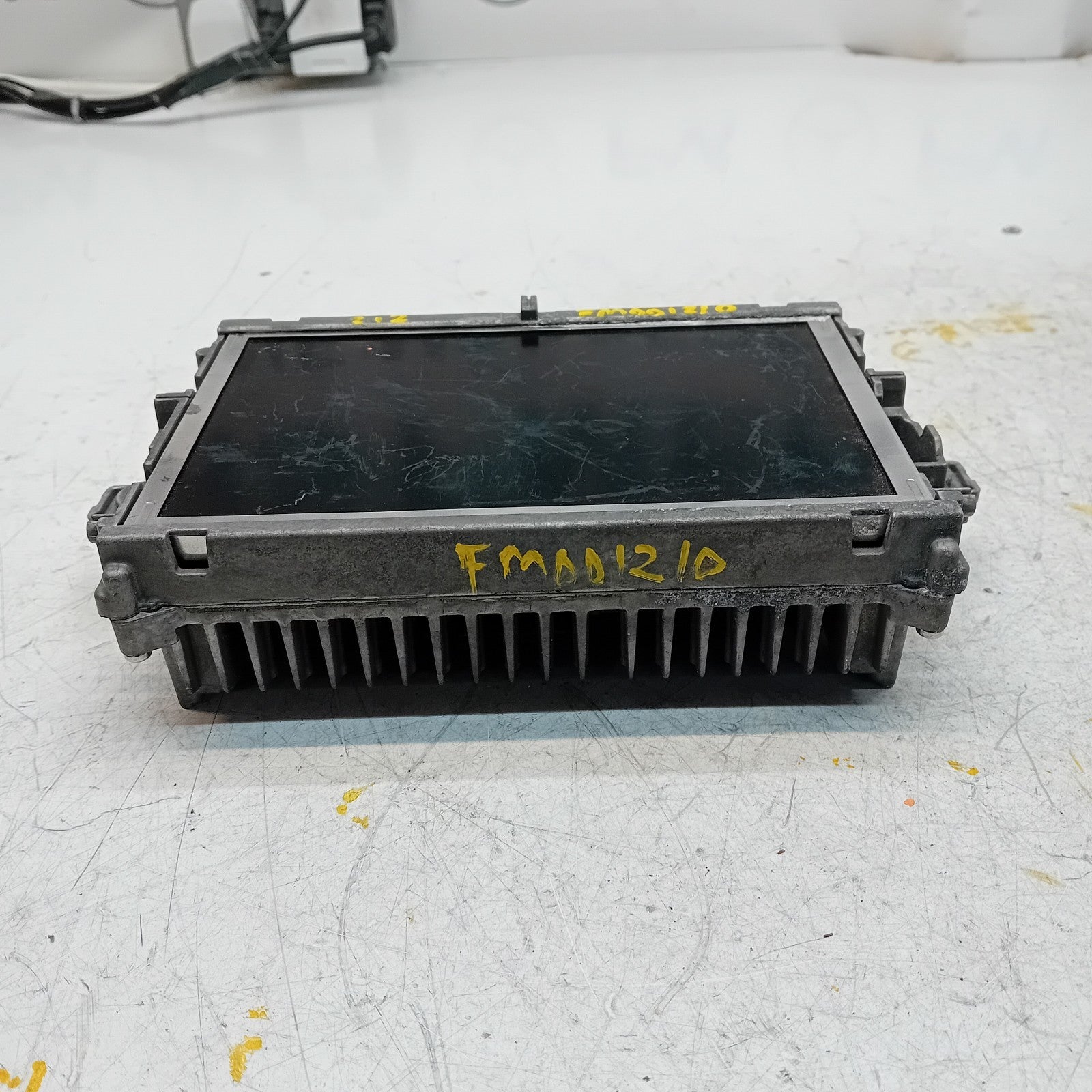 MERCEDES BENZ E-CLASS W212 SAT NAV DISPLAY SCREEN A2129007928 FM001210