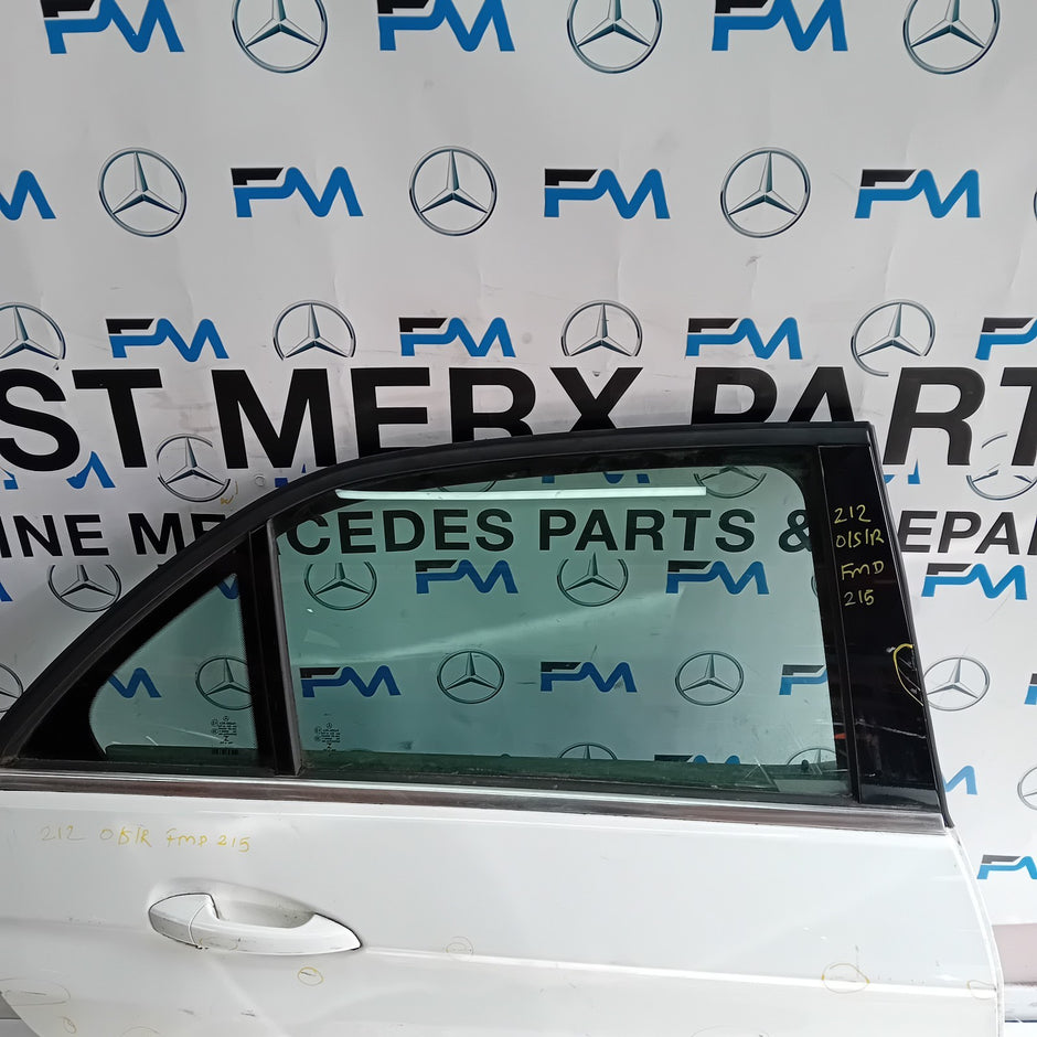 MERCEDES BENZ E-CLASS W212 DRIVER REAR DOOR OSR WHITE 2009-16 COMPLETE FMD215