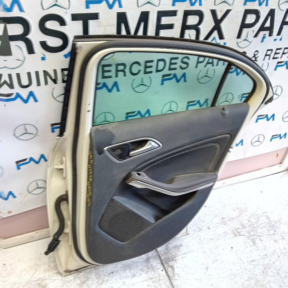 MERCEDES BENZ B-CLASS W246 DRIVER REAR DOOR OSR WHITE 2012-19  COMPLETE FMD203