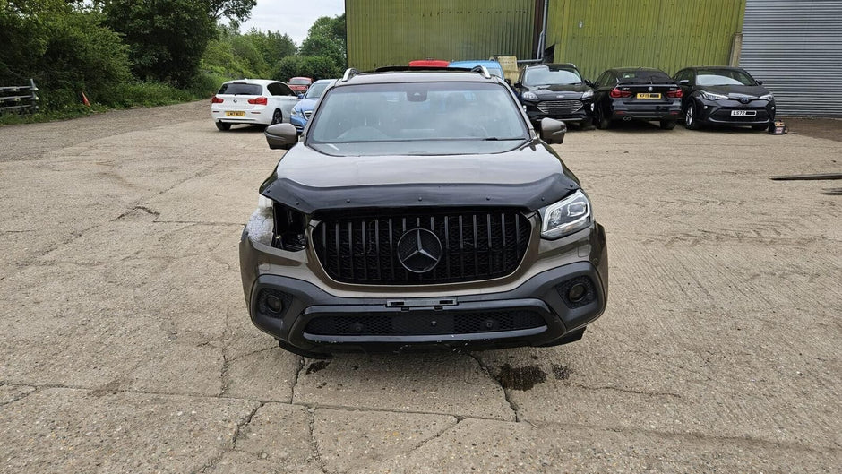 MERCEDES BENZ X-CLASS W470 BREAKING /DOORS ( N.S.F , O.S.F , N.S.R & O.S.R )