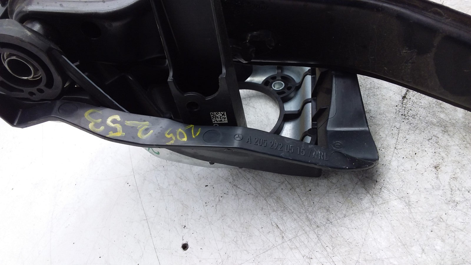 MERCEDES BENZ  C-CLASS W205 AMG BRAKE PEDAL SYSTEM A2052920107 FMR434