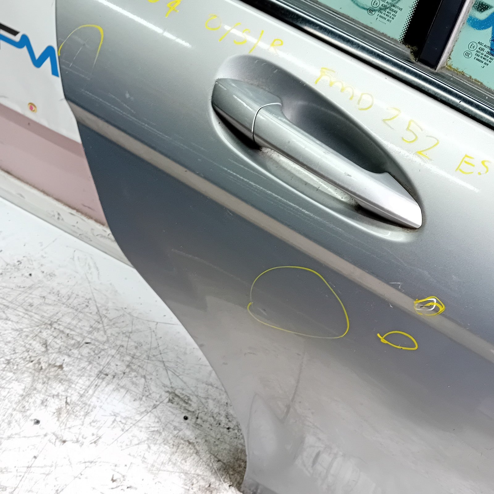 MERCEDES C-CLASS S204 EST DRIVER REAR DOOR OSR SILVER 2008-14 COMPLETE FMD252