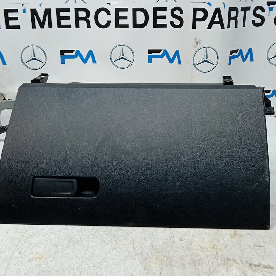 MERCEDES BENZ  A-CLASS W177 DASHBOARD GLOVEBOX 2018 A1776803800 FM001572